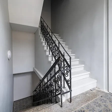 Elegant Center With Free Parking By Polo Apartment